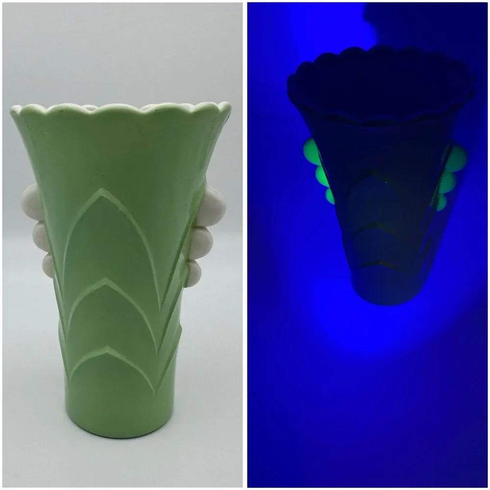 Vintage Anchor Hocking Vitrock Vase 5¼” Green & White Art Deco Uranium Glow